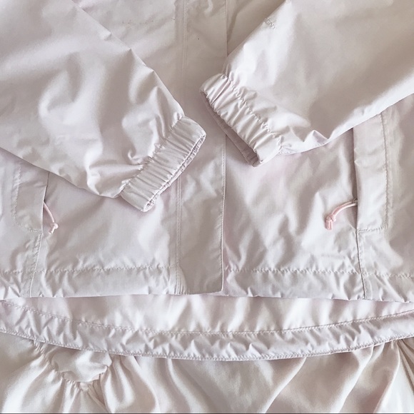 SOLD 🌸 Resolve Jacket - Picture 4 of 6